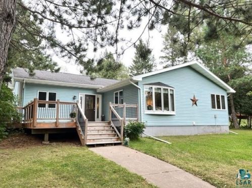 2016 Birch Ave, Duluth, MN 55810-2555