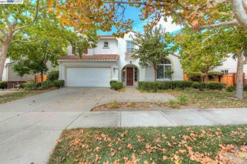 5338 Dublin Ranch Dr, Pleasanton, CA 94568-8831