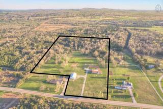 390 Flat Woods Rd, Lebanon, TN 37090-7820
