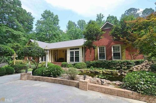 2202 Laurel Gate Ln, Monroe, GA 30655-5822