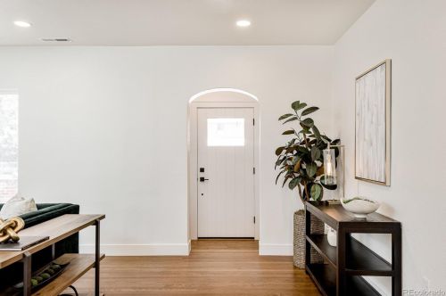 2028 Elm St, Denver CO  80207-3807 exterior