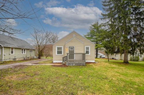 6995 Madison St, Gary, IN 46410-3449