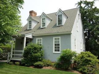 210 Factory St, Oxford, MD 21654-1006
