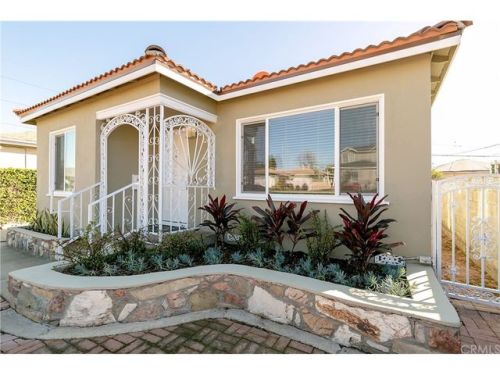 5118 142nd St, Hawthorne, CA 90250-6608