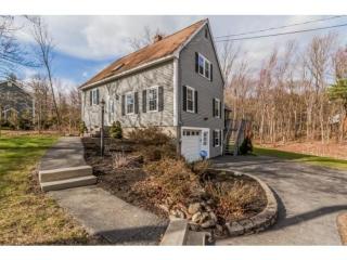 5 Derby Rd, Derry, NH 03038-4621
