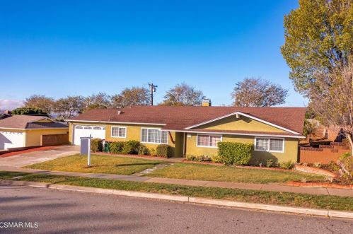 3331 Austin Ave, Simi Valley, CA 93063-1303