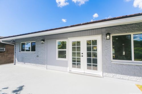 1575 Ala Noni Pl, Honolulu HI  96818-1536 exterior