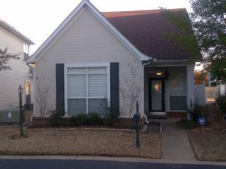 1076 Island Mist Cir, Memphis, TN 38103-8876