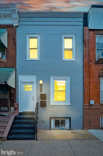 2013 22nd St, Philadelphia, PA 19121-1406