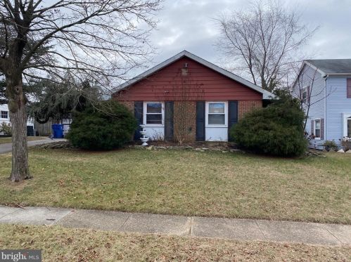 91 Barrington Ln, Willingboro, NJ 08046-3934