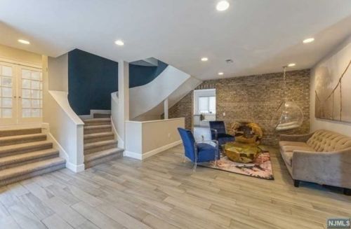 1097 Korfitsen Rd, N Milford, NJ 07646-2410