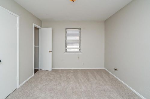 4812 Stanley Keller Rd, Fort Worth TX  76117-1242 exterior