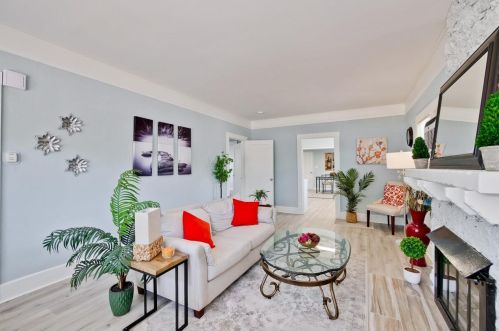 130 Euclid Ave, San Leandro CA  94577-1804 exterior