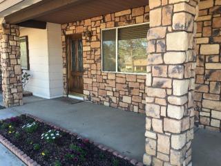 8872 Camphor Ave, Hesperia, CA 92345-6501
