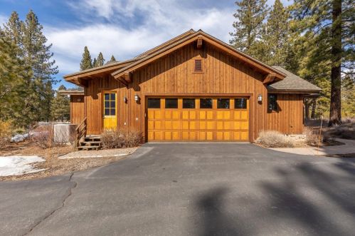 12303 Lookout Loop, Truckee, CA 96161-4528