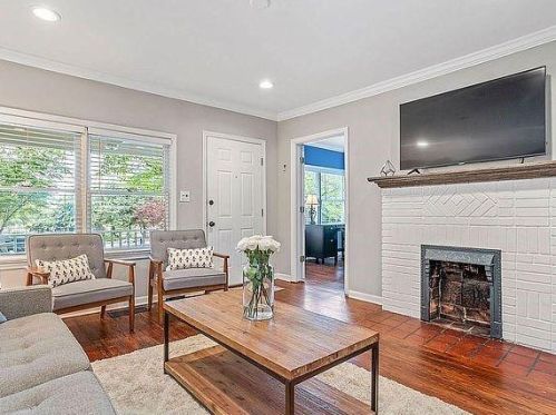 225 Marion Pl, Atlanta GA  30307-2729 exterior