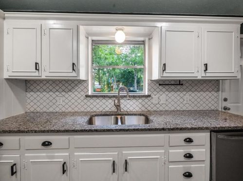 6905 Marilyn Ln, Fort Worth, TX 76180-7955