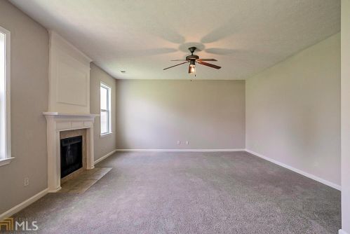 3069 Elmwood Rd, Atlanta GA  30349-8105 exterior