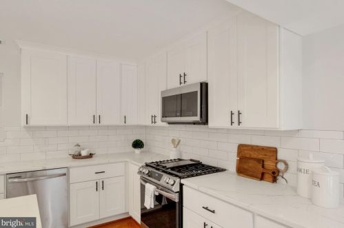 6511 Kansas Ln, Silver Spring MD  20912-4719 exterior