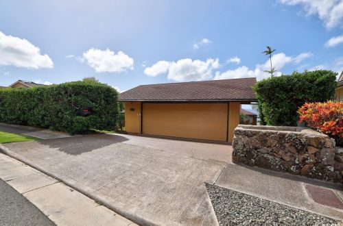 5243 Poola St, Honolulu HI  96821-1554 exterior