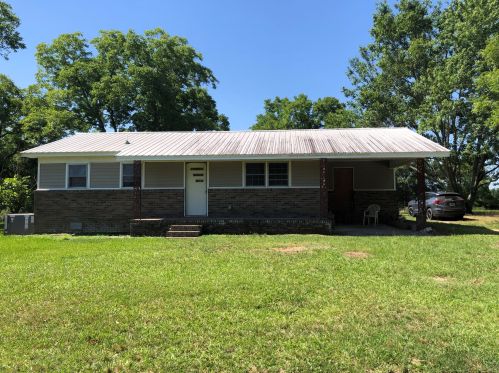 112 Fortson St, Tignall, GA 30668-2812