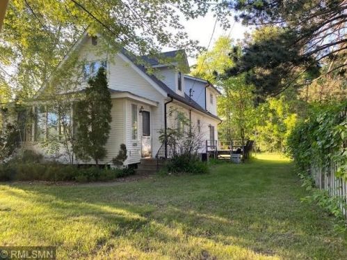 91 4th Ave, Columbus, MN 55025