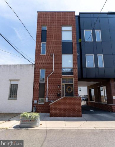 2341 Gordon St, Philadelphia PA 19132-4632 exterior