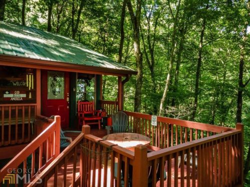 131 Hickory Trce, Ellijay, GA 30536-2638