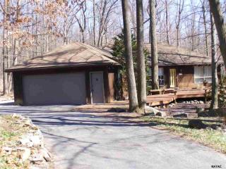 1120 Antler Dr, York, PA 17406-8317