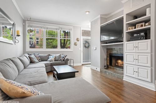 2039 Webster Ave, Chicago, IL 60647-3317