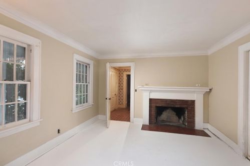 2473 Bywood Dr, Glendale CA  91206-4725 exterior