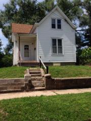 1831 Westmoreland Ave, Peoria IL  61605-3156 exterior