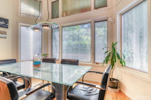 345 Sayre Dr, Princeton NJ  08540-5839 exterior