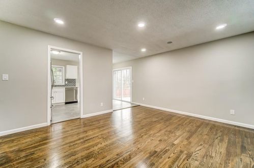 1032 Eisenhower Ct, Atlanta, GA 30354-3407