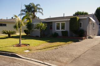 9076 Lyndora St, Downey, CA 90242-4734