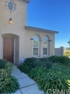 580 Hacienda Dr, Riverside, CA 92507-7701