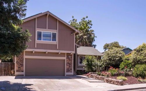 109 Quail Ct, Vacaville, CA 95687-3330