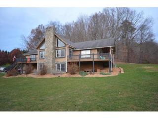 110 Orchard Dr, Unicoi, TN 37692-6449
