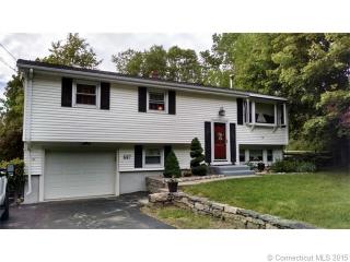 557 Chesterfield Rd, Chesterfield CT  06370-1613 exterior