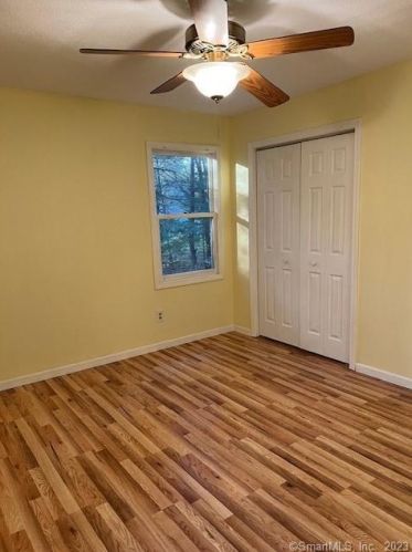 13 Abbey Ct, Cheshire CT  06410-1536 exterior