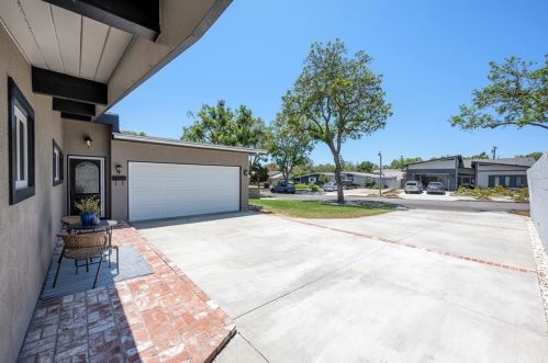 712 Mountain View Pl, Fullerton, CA 92831-3411