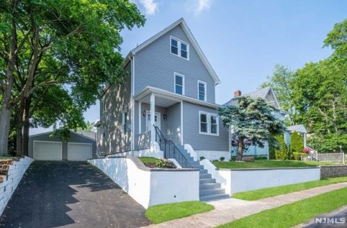 52 Magnolia Ave, Dumont, NJ 07628-3022