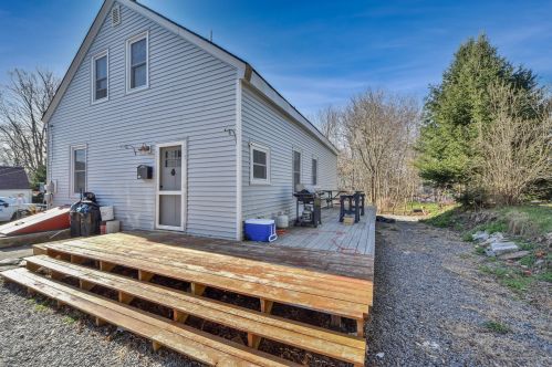 9 Maple St, Randolph, ME 04346-5237