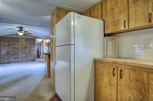 606 Spg Gdn St, Carlisle PA  17013-2526 exterior