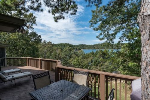 8415 Admiral Nimitz Dr, Rogers, AR 72756-7520