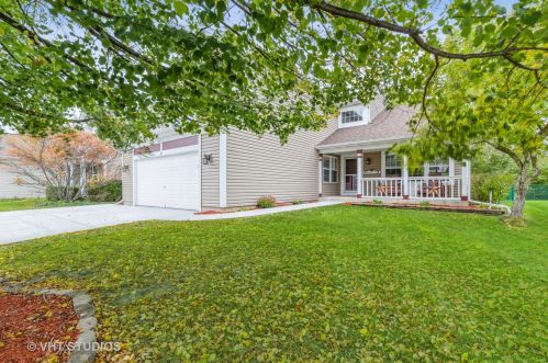 39 Ashton Ct, South Elgin, IL 60177-2862