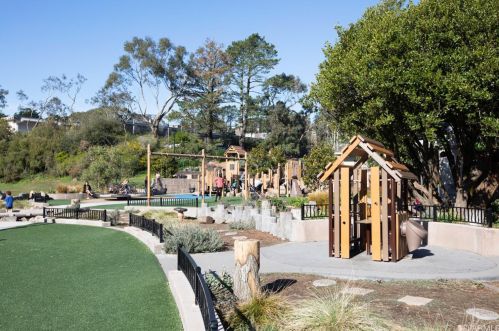 328 Gold Mine Dr, San Francisco CA  94131-2157 exterior