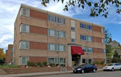 3120 Hennepin Ave, Minneapolis MN  55408-2922 exterior