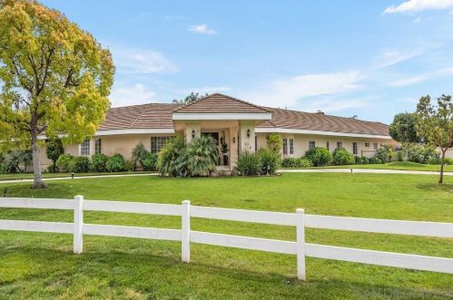 535 Parsons Ln, San Marcos, CA 92069-9778