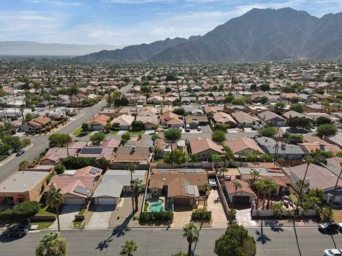52790 Avenida Obregon, La Quinta, CA 92253-3334